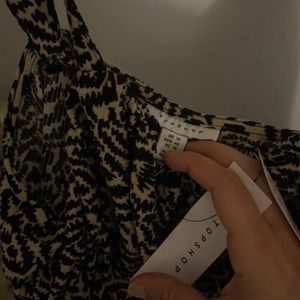 Top shop NWT jumpsuit with adjustable straps. Size 10